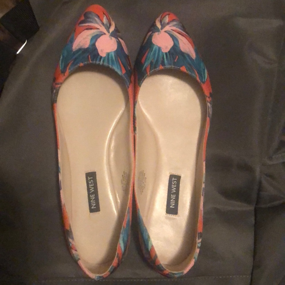 Nine West Women's Speakup Orange Multi Fabric 8 M